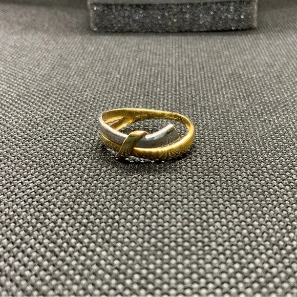 Real Gold 575 Ring/ White and Yellow Gold Stamped Simple Elegant